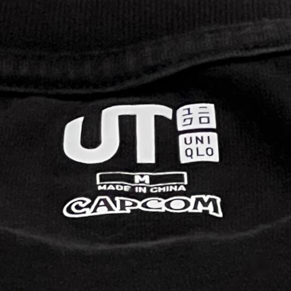 Uniqlo x Capcom UT Street Fighter Akuma Graphic Tee Men’s Medium Black Gamer Tee - Picture 3 of 8